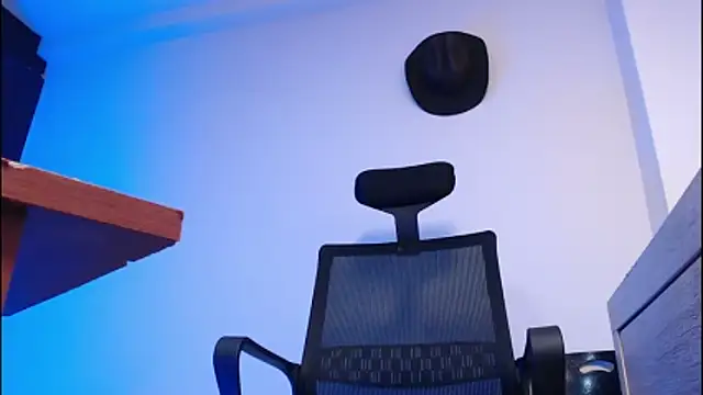 cowboyht online show from 3, 2, 2026