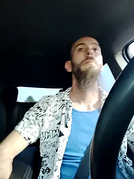 Snapshot of JohnnyFaster chatting on 12, 9, 2025 JohnnyFaster online show from 12, 9, 2025