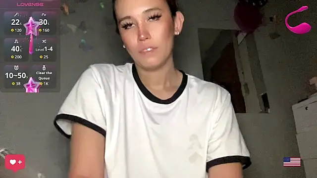 Snapshot of MeganTheRarest chatting on 14, 7, 2026 MeganTheRarest online show from 14, 7, 2026