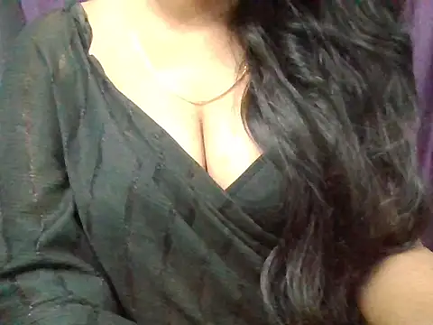 Snapshot of Roopshikha39 chatting on 19, 10, 2025 Roopshikha39 online show from 19, 10, 2025