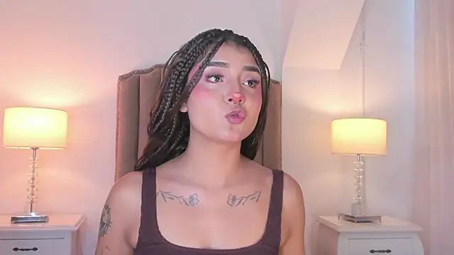 Emma Torres   online show from 12, 1, 2026