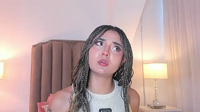 Emma Torres   online show from 18, 2, 2026