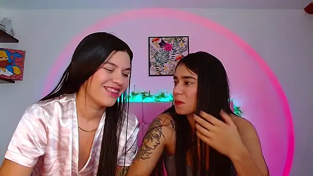 Layla Rachel online show from 20, 10, 2025