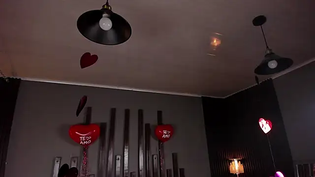 Snapshot of annie_barozzi chatting on 14, 2, 2025 annie barozzi online show from 14, 2, 2025