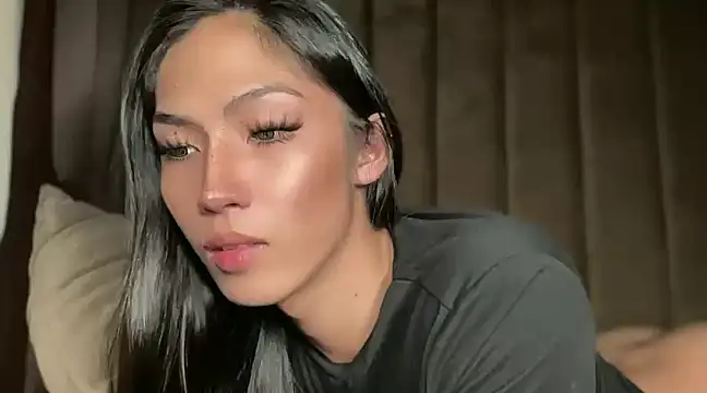 Snapshot of Bella_Gordon chatting on 21, 12, 2024 Bella Gordon online show from 21, 12, 2024