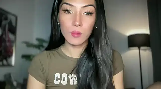 Snapshot of Bella_Gordon chatting on 23, 2, 2025 Bella Gordon online show from 23, 2, 2025