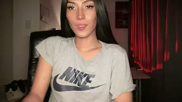 Snapshot of Bella_Gordon chatting on 3, 10, 2025 Bella Gordon online show from 3, 10, 2025