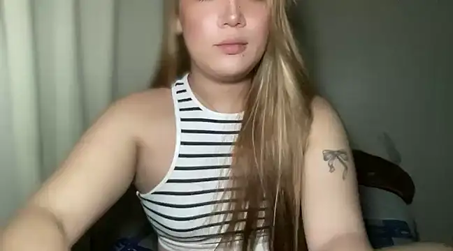 Snapshot of MissCataleyaxxx chatting on 25, 1, 2025 MissCataleyaxxx online show from 25, 1, 2025