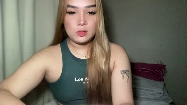 Snapshot of MissCataleyaxxx chatting on 13, 2, 2025 MissCataleyaxxx online show from 13, 2, 2025