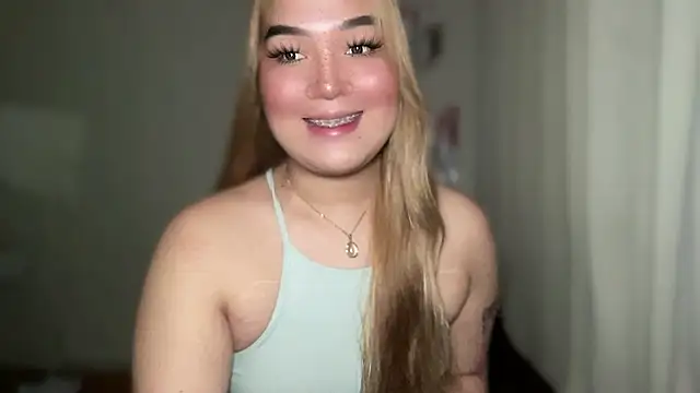 Snapshot of MissCataleyaxxx chatting on 14, 3, 2025 MissCataleyaxxx online show from 14, 3, 2025