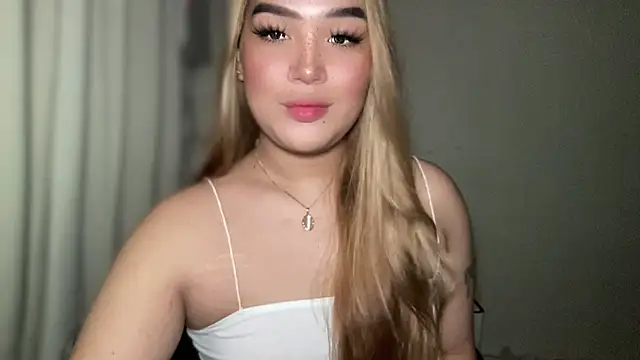 Snapshot of MissCataleyaxxx chatting on 20, 3, 2025 MissCataleyaxxx online show from 20, 3, 2025