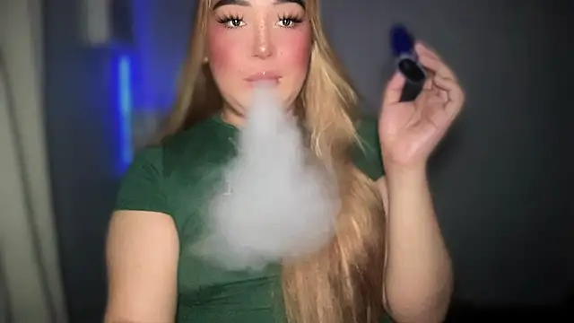 Snapshot of MissCataleyaxxx chatting on 9, 9, 2025 MissCataleyaxxx online show from 9, 9, 2025