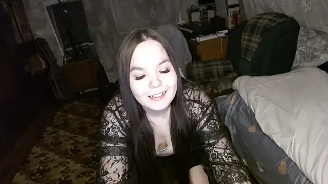 Var Kiss online show from 10, 2, 2025