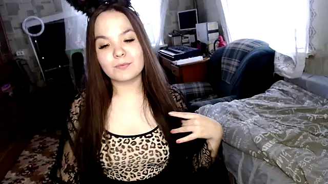 Var Kiss online show from 27, 2, 2025