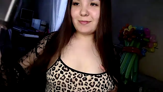 Var Kiss online show from 13, 3, 2025