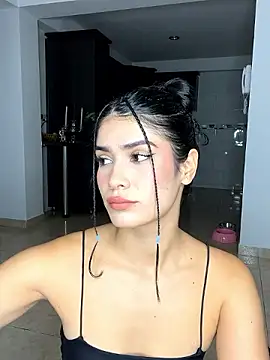 Snapshot of thebestass19 chatting on 1, 12, 2024 thebestass19 online show from 1, 12, 2024