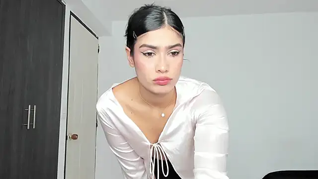 Snapshot of thebestass19 chatting on 2, 1, 2025 thebestass19 online show from 2, 1, 2025