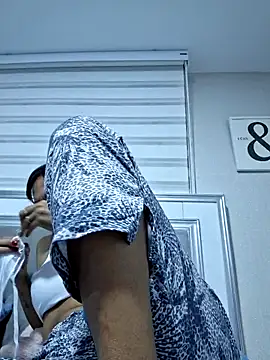 Doll Loren online show from 20, 2, 2025