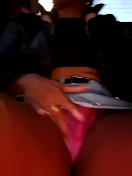 Doll Loren online show from 6, 3, 2025