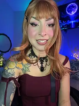 Snapshot of Cinamoonn chatting on 11, 4, 2026 Cinamoonn online show from 11, 4, 2026