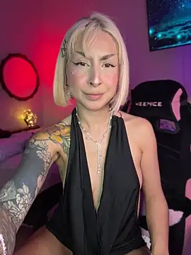 Cinamoonn online show from 12, 5, 2026