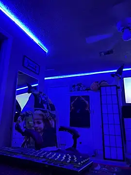 Cutiepiespanks online show from 7, 3, 2025