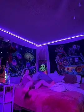 Cutiepiespanks online show from 23, 3, 2025