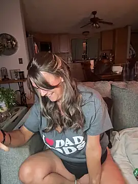 Snapshot of cowgirlc chatting on 10, 9, 2025 cowgirlc online show from 10, 9, 2025