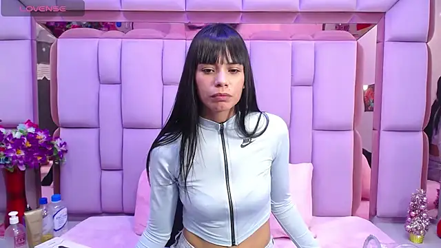 kylie seex online show from 19, 12, 2025