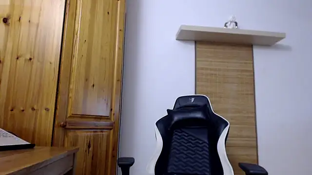 Lisakisss online show from 23, 3, 2025