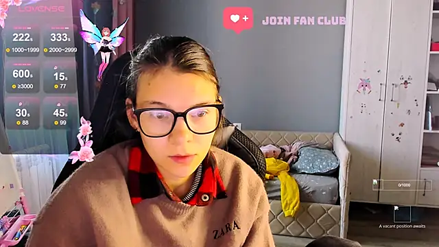 MollyLollipop online show from 1, 10, 2025