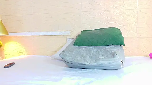 Sweet baby hellen online show from 15, 3, 2025