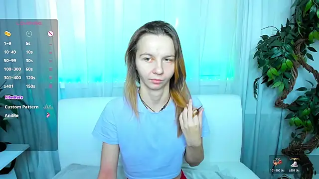 Snapshot of Bell_a_mi_ chatting on 4, 11, 2025 Bell a mi online show from 4, 11, 2025