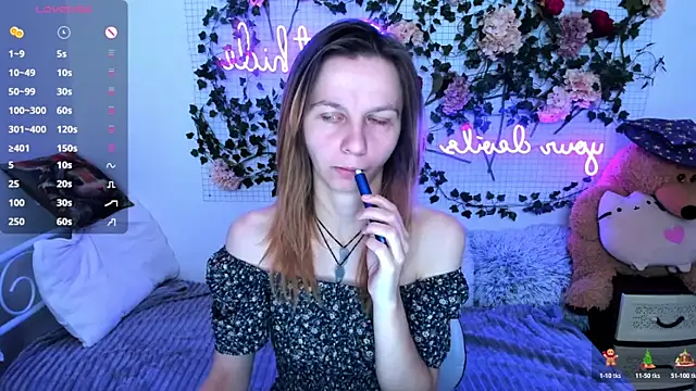 Snapshot of Bell_a_mi_ chatting on 3, 12, 2025 Bell a mi online show from 3, 12, 2025