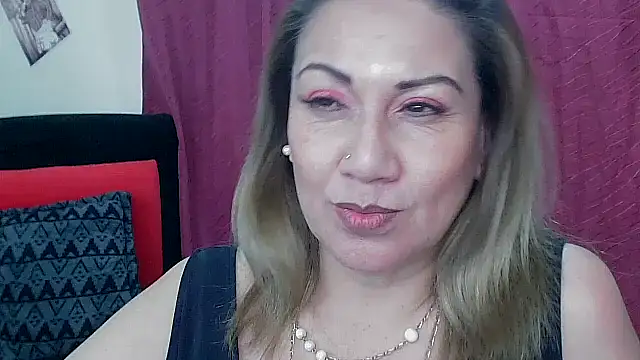 Snapshot of yayita_mature chatting on 23, 1, 2025 yayita mature online show from 23, 1, 2025