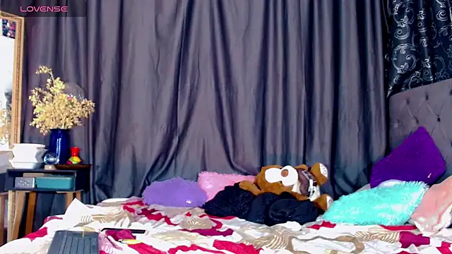 nickyminach  online show from 16, 3, 2025