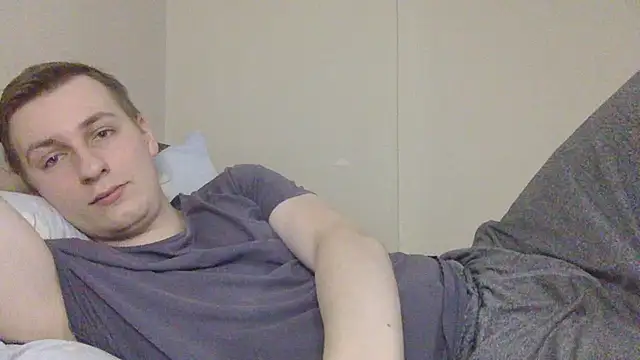 Snapshot of your_andy chatting on 18, 12, 2025 your andy online show from 18, 12, 2025