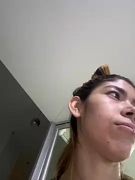 Girl Cherry online show from 30, 1, 2025
