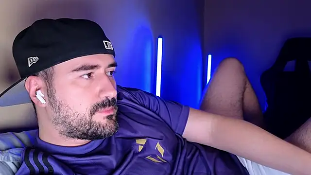 DominantTheo online show from 15, 4, 2026