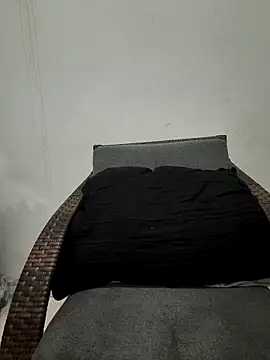 VIC22SECRET online show from 2, 2, 2026