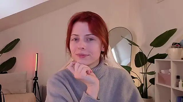 doll lesli online show from 18, 12, 2025