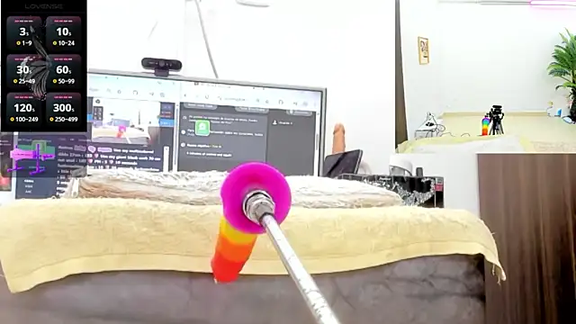 Paulina Davis  online show from 7, 4, 2026