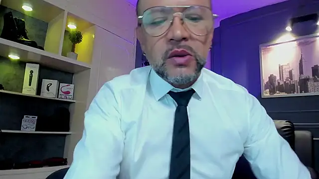 MrFrank tattoo online show from 8, 1, 2026