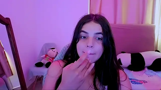 Snapshot of _elenna chatting on 4, 6, 2026 elenna online show from 4, 6, 2026