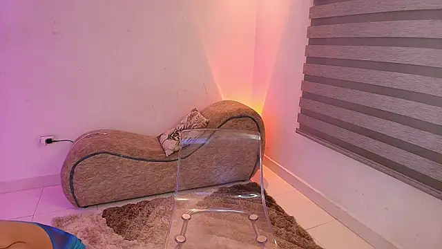 Rashell-Zepol online show from 9, 11, 2025