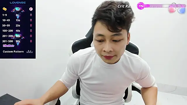 Snapshot of Naughty--asian chatting on 8, 2, 2026 Naughty--asian online show from 8, 2, 2026