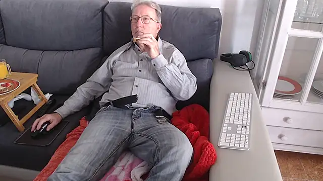 Nudelschwanz online show from 13, 2, 2025