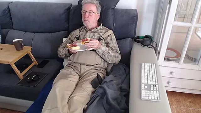 Nudelschwanz online show from 28, 2, 2025