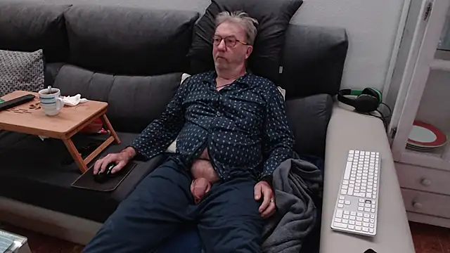 Nudelschwanz online show from 5, 3, 2025