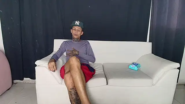 Snapshot of self_love46 chatting on 25, 6, 2026 self love46 online show from 25, 6, 2026